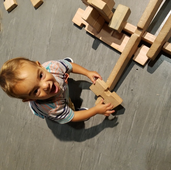 Meet your Posher, Debra - Picture 8 of 8